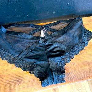 Victoria’s Secret black cheeky panty - Medium. New with tags.